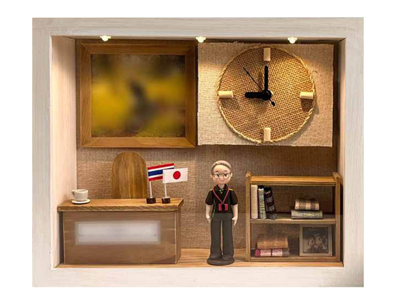 สั่งทำทำของขวัญผู้บริหาร ของขวัญเจ้านายต่างชาติ ใส่รูปและข้อความได้ : Retire